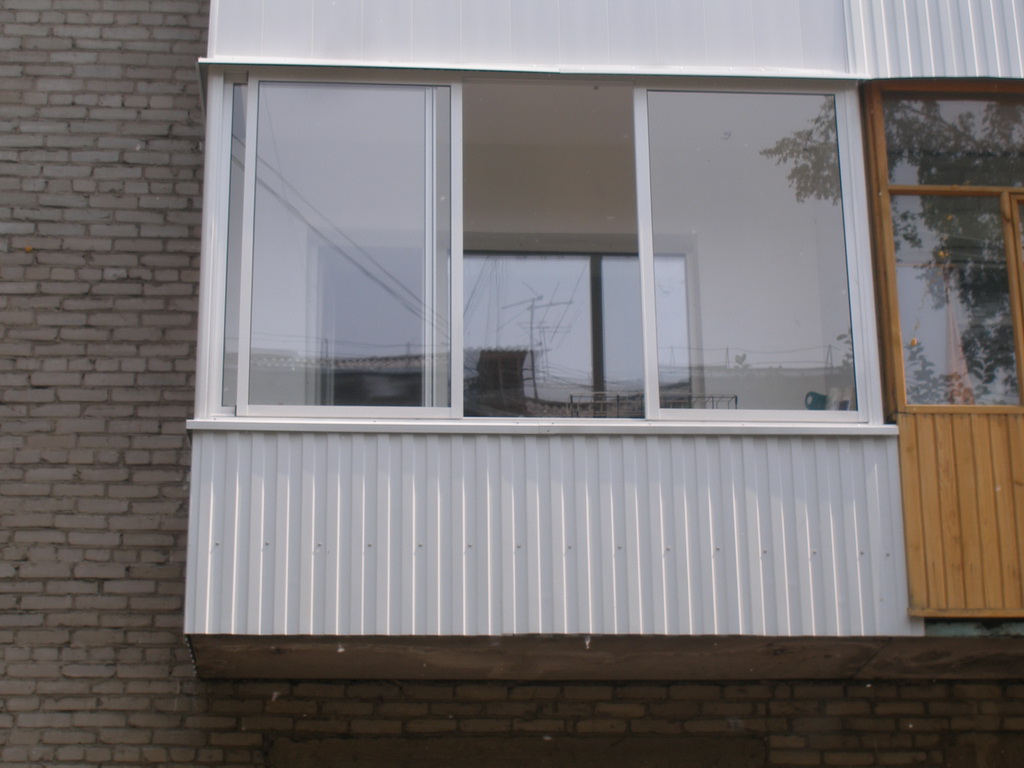 Установка пластиковых окон на балконе: остекление лоджии