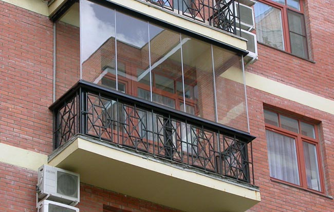 Современное остекление лоджий и балконов